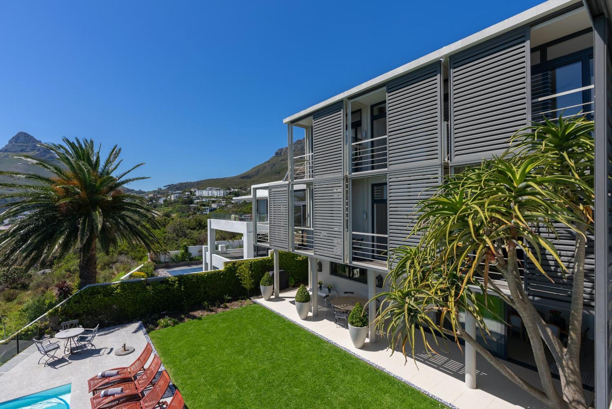 The 11 Camps Bay Villa *